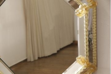 高級品　希少　イタリアビンテージ　可憐なフラワーグラスのウォールミラー(壁掛け鏡、ヴィンテージ)(R-056632)