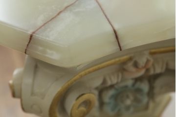 中古　イタリア　ロココ調　SILIK(シリック)　エレガントな空間づくりに活躍するフラワースタンド(花台、飾り棚、飾り台、展示台、店舗什器、ディスプレイ)(R-056634)