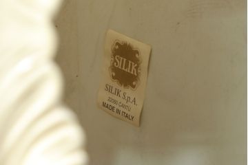 中古　イタリア　ロココ調　SILIK(シリック)　エレガントな空間づくりに活躍するフラワースタンド(花台、飾り棚、飾り台、展示台、店舗什器、ディスプレイ)(R-056634)