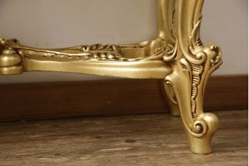 中古　美品　イタリア　ロココ調　SILIK(シリック)　大理石の天板とゴールドの装飾がゴージャス感を高めるコンソールテーブル(サイドテーブル、飾り台)(定価約60万円)(R-056636)