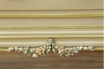 イタリアビンテージ　SILIK(シリック)　天板本革製　ハンドメイド　ロココ調の贅沢なデスク(片袖机、ヴィンテージ、在宅用、在宅ワーク)(定価約120万円)(R-056670)