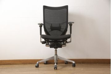 中古　オカムラ(OKAMURA)　アルミポリッシュ　デスクチェアに人気のバロンチェア(Baron)(オフィスチェア、ワークチェア、椅子)(定価約17万円)(R-056672)