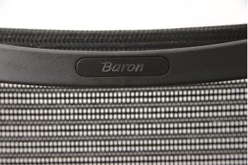 中古　オカムラ(OKAMURA)　アルミポリッシュ　デスクチェアに人気のバロンチェア(Baron)(オフィスチェア、ワークチェア、椅子)(定価約17万円)(R-056672)