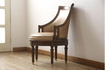 中古　DREXEL HERITAGE(ドレクセルヘリテイジ) Upholstery(アップホルスタリー)　本革製の優雅なデスクチェア(ゲームチェア、回転チェア、椅子)(定価約43万円)(R-056708)