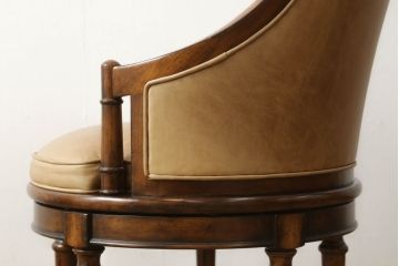 中古　DREXEL HERITAGE(ドレクセルヘリテイジ) Upholstery(アップホルスタリー)　本革製の優雅なキャスター付きデスクチェア(ゲームチェア、回転チェア、椅子)(R-056709)