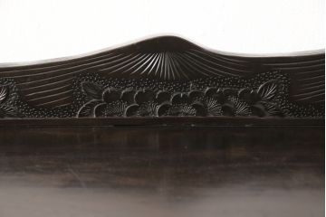 ビンテージ　軽井沢彫り　ダイナミックな桜の彫刻が目を引くサイドボード(収納棚、キャビネット、戸棚、ヴィンテージ)(R-056711)