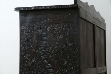 ビンテージ　軽井沢彫り　ダイナミックな桜の彫刻が目を引くサイドボード(収納棚、キャビネット、戸棚、ヴィンテージ)(R-056711)