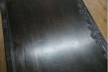 ビンテージ　軽井沢彫り　ダイナミックな桜の彫刻が目を引くサイドボード(収納棚、キャビネット、戸棚、ヴィンテージ)(R-056711)