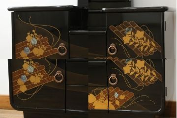 中古　美品　輪島塗り　趣ある蒔絵と螺鈿が美しい鏡台(三面鏡、ミラー、ドレッサー)(定価推定150万円)(R-056739)