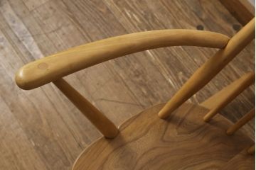 イギリスビンテージ　ERCOL(アーコール)　ナチュラルでおしゃれなゴールドスミスロッキングチェア(アームチェア、椅子、イス、ヴィンテージ)(R-056741)