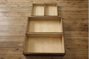 ビンテージ　民芸家具風　収納兼デスクに活躍!シックで上品なライティングビューロー(チェスト、キャビネット、作業台、ヴィンテージ、在宅用、在宅ワーク)(R-056751)