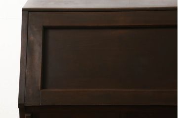 ビンテージ　民芸家具風　収納兼デスクに活躍!シックで上品なライティングビューロー(チェスト、キャビネット、作業台、ヴィンテージ、在宅用、在宅ワーク)(R-056751)