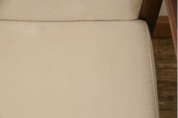 ビンテージ　モリシゲ(MORISHIGE/森繁)　艶やかな木肌で高級感ただようラウンジチェア(座敷椅子、イス、1人掛けソファ)(R-056766)