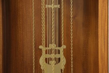 中古　美品　ドイツ　ヘルムレ　分銅式　振り子付き　細やかな装飾が光る!クラシカルな空間を演出するホールクロック(振り子時計、ディスプレイ)(R-056772)