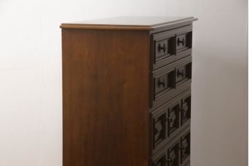 中古　美品　DREXEL HERITAGE(ドレクセルヘリテイジ)　ESPERANTO(エスペラント)　凝った装飾が目を引くアンティーク調チェスト(引き出し)(R-056793)