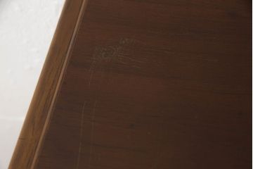 中古　美品　DREXEL HERITAGE(ドレクセルヘリテイジ)　ESPERANTO(エスペラント)　凝った装飾が目を引くアンティーク調チェスト(引き出し)(R-056793)
