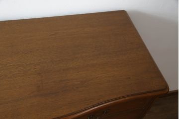 中古　DREXEL HERITAGE(ドレクセルヘリテイジ)　Touraine(ツーレイン)　マホガニー材製の贅沢なアンティーク調チェスト(引き出し)(R-056794)