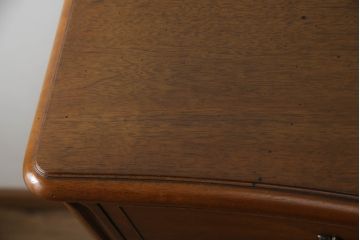 中古　DREXEL HERITAGE(ドレクセルヘリテイジ)　Touraine(ツーレイン)　マホガニー材製の贅沢なアンティーク調チェスト(引き出し)(R-056794)