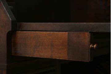 中古　希少　北海道民芸家具　重厚感たっぷりのクラシカルなライティングビューロー(デスク、在宅ワーク、両袖机)(R-056795)