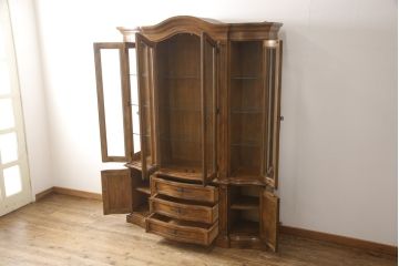 中古　美品　DREXEL HERITAGE(ドレクセルヘリテイジ)　Grand Villa(グランドヴィラ)　照明付きのゴージャスなキャビネット(定価約130万円)(食器棚、カップボード、飾り棚、陳列棚)(R-056798)