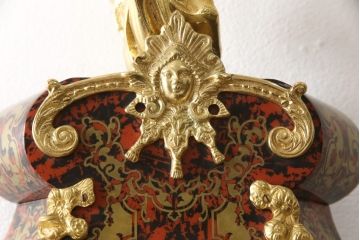中古　美品　六本木アピス取扱 イタリア　Le ore(レ・オレ)　チャイム付き　振り子時計・コンソールテーブルセット(クロック&コンソール、ディスプレイ)(定価約250万円)(R-056799)