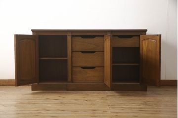 中古　DREXEL HERITAGE(ドレクセルヘリテイジ)　Triune(トライユン)　高級感たっぷりのモダンクラシックなキャビネット(サイドボード、リビングボード)(定価約54万円)(R-056805)