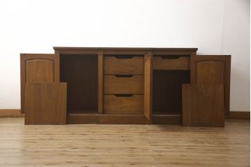 中古　DREXEL HERITAGE(ドレクセルヘリテイジ)　Triune(トライユン)　高級感たっぷりのモダンクラシックなキャビネット(サイドボード、リビングボード)(定価約54万円)(R-056805)