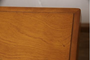 中古　美品　横浜ダニエル(daniel)　ヨーロピアンな装飾が上品なダイニングテーブル(ミッシェルテーブル、4人掛け、6人掛け)(定価約42万円)(R-056817)