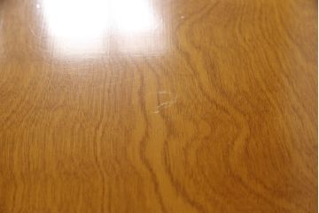 中古　美品　横浜ダニエル(daniel)　ヨーロピアンな装飾が上品なダイニングテーブル(ミッシェルテーブル、4人掛け、6人掛け)(定価約42万円)(R-056817)