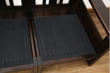 中古　美品　北海道民芸家具　希少な絶版品!和モダンな木製フレームの3人掛けソファ(ベンチ、アームソファ、3Pソファ)(R-056829)