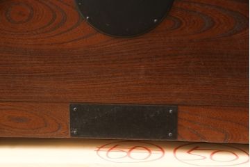 中古　美品　三方欅材・中桐無垢材　上手物!漆塗りで仕上げられた高級民芸箪笥(和たんす、衣装箪笥、チェスト、引き出し)(R-056830)
