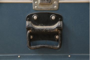 和製ビンテージ　ブルーカラーがお洒落な雰囲気を高める舟トランク(センターテーブル、ヴィンテージ)(R-056855)