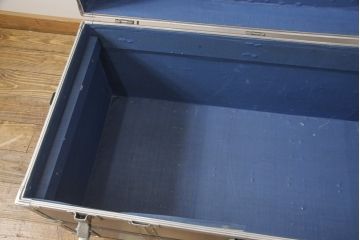和製ビンテージ　ブルーカラーがお洒落な雰囲気を高める舟トランク(センターテーブル、ヴィンテージ)(R-056855)