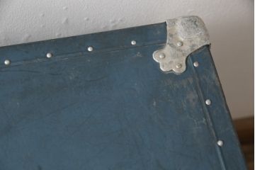 和製ビンテージ　ブルーカラーがお洒落な雰囲気を高める舟トランク(センターテーブル、ヴィンテージ)(R-056855)