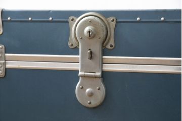 和製ビンテージ　ブルーカラーがお洒落な雰囲気を高める舟トランク(センターテーブル、ヴィンテージ)(R-056855)