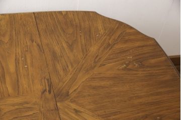 中古　DREXEL HERITAGE(ドレクセルヘリテイジ)　Grand Villa(グランドヴィラ)　上品なデザインのダイニングテーブル(エクステンションテーブル、2人掛け、4人掛け)(定価約60万円)(R-056860)
