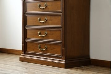 中古　美品　DREXEL HERITAGE(ドレクセルヘリテイジ)　FRANCESCA(フランチェスカ)シリーズ　優美なデザインのチェスト(引き出し)(定価約84万円)(R-056862)
