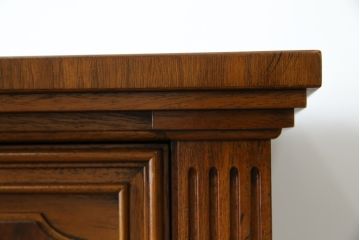 中古　美品　DREXEL HERITAGE(ドレクセルヘリテイジ)　FRANCESCA(フランチェスカ)シリーズ　優美なデザインのチェスト(引き出し)(定価約84万円)(R-056862)