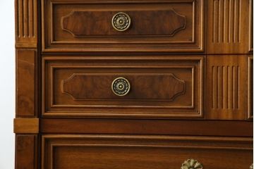 中古　美品　DREXEL HERITAGE(ドレクセルヘリテイジ)　FRANCESCA(フランチェスカ)シリーズ　優美なデザインのチェスト(引き出し)(定価約84万円)(R-056862)