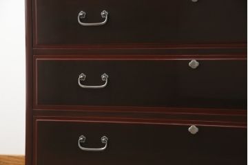 中古　最高級!　総漆塗り　美しい松の漆絵が入った総桐箪笥(和タンス、衣装箪笥、桐タンス)(定価約200万円)(R-056868)
