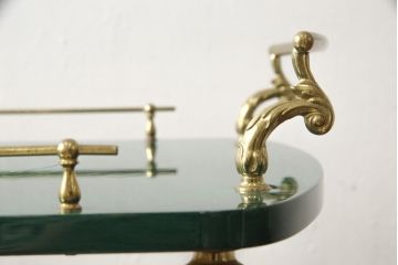 中古　美品　イタリア高級家具　アルド・トゥーラ(ALDO TURA)　希少!グリーンカラーが目を引く、仔山羊革張りのラウンドキッチンワゴン(トロリーワゴン)(R-056900)
