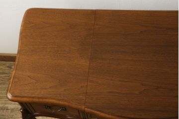 中古　DREXEL HERITAGE(ドレクセルヘリテイジ)　Touraine(ツーレイン)シリーズ　クラシックなデザインがステキなドレッサー(デスク、テーブル、机)(R-056902)
