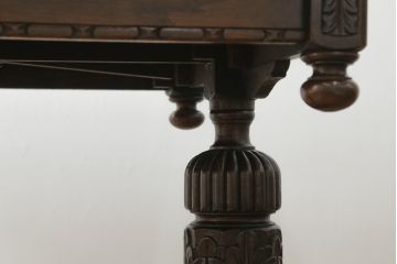 イギリスアンティーク　オーク材製　クラシックで重厚な雰囲気漂うドローリーフテーブル(ダイニングテーブル、エクステンションテーブル)(R-056904)