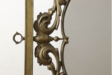 イタリアビンテージ　最高級　真鍮製　細部まで凝った造りが魅力の特大スタンドミラー(ヴィンテージ、鏡、姿見)(R-056906)