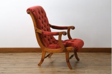 中古　横浜ダニエル(daniel)　クラシカルな布張りのブーツワイドアームチェア(定価約30万円)(1人掛けソファ、ラウンジチェア、椅子)(R-056919)