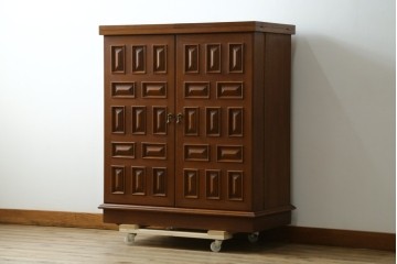中古　ヨーロッパ高級輸入家具　上手物　ワインラックに活躍!　チーク材製のクラシカルなサーバー　(R-056928)