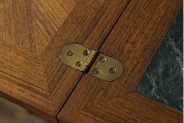 中古　ヨーロッパ高級輸入家具　上手物　ワインラックに活躍!　チーク材製のクラシカルなサーバー　(R-056928)