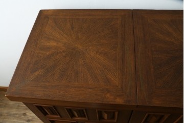 中古　ヨーロッパ高級輸入家具　上手物　ワインラックに活躍!　チーク材製のクラシカルなサーバー　(R-056928)