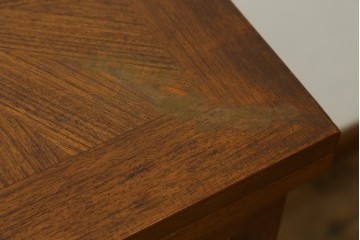 中古　ヨーロッパ高級輸入家具　上手物　ワインラックに活躍!　チーク材製のクラシカルなサーバー　(R-056928)