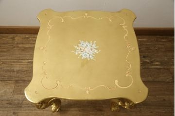 中古　美品　イタリア高級ロココ家具　SILIK(シリック)　ハンドペイント・ゴールドカラーのスクエアテーブル(センターテーブル、ローテーブル)(R-056929)
